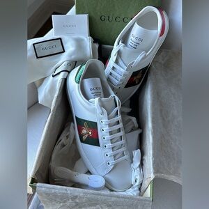 MENS GUCCI ACE EMBROIDERED SNEAKER